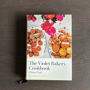 The Violet Bakery Cookbook - Claire Ptak
